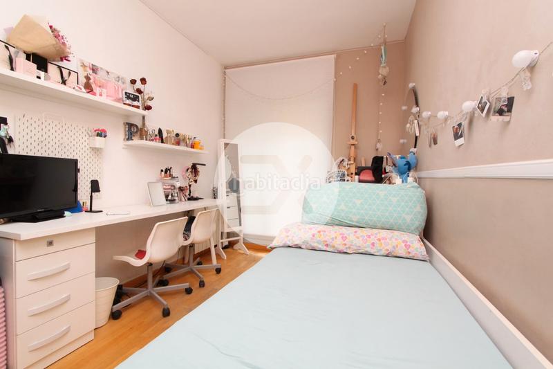 Foto 653e62a7-e037-44c8-a889-d43cfe96f924. Piso en Castell-Poble Vell Castelldefels