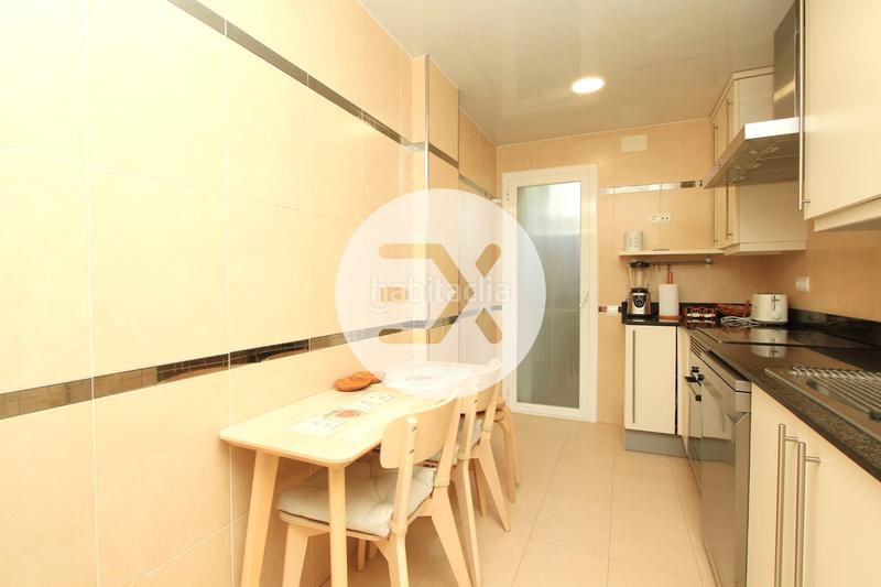 Foto 2bd6826c-537f-4a4c-bd5d-bc06ecd8e4a9. Piso  en venta en montemar en Montmar Castelldefels