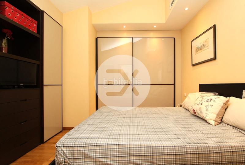 Foto 8ca8e725-bda5-494b-b80a-456d1cbe557f. Dúplex duplex en venta en Centre en Centre Castelldefels