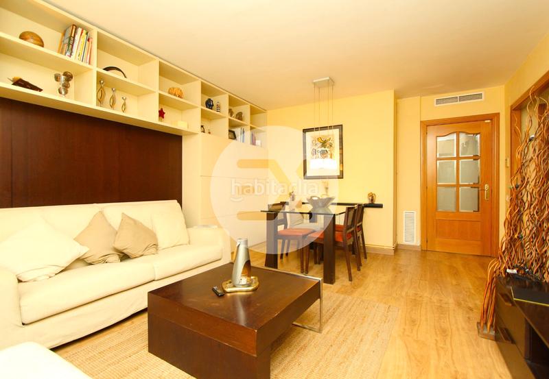 Foto c6ecc64f-80b2-4bdd-99cb-27f46a3143f8. Dúplex duplex en venta en Centre en Centre Castelldefels