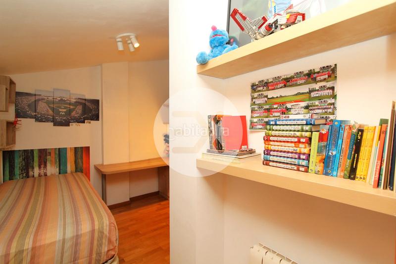 Foto c8f62c15-158a-4dae-85cf-813f9a145d90. Dúplex duplex en venta en Centre en Centre Castelldefels