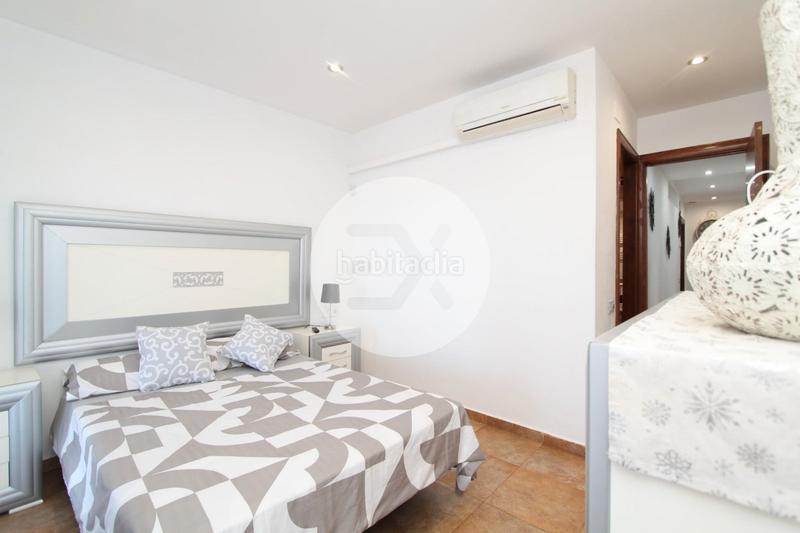 Foto 0000b36c-738f-4d78-bea4-195e47bde43b. Casa  en venta en Torrent Ballester Viladecans