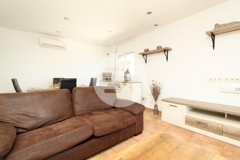 Foto 0ee98b40-0c47-46cb-807f-283080285747. Casa con camino riscaldamento parcheggio piscina in Viladecans