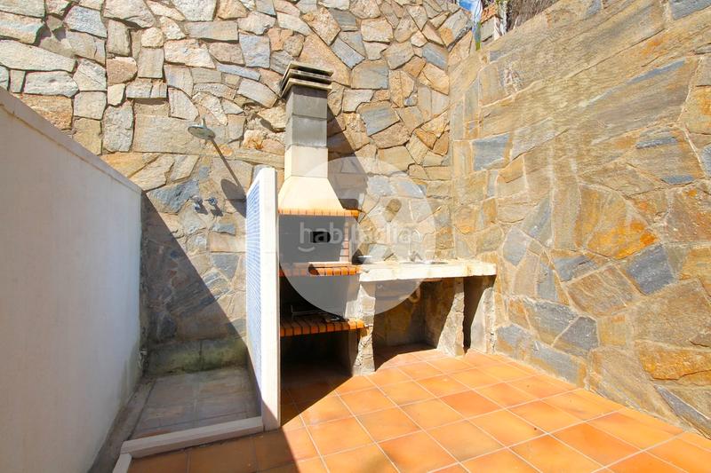 Foto 206ca7f5-edcd-4969-85e6-be4ba86447e0. Casa con camino riscaldamento parcheggio piscina in Viladecans