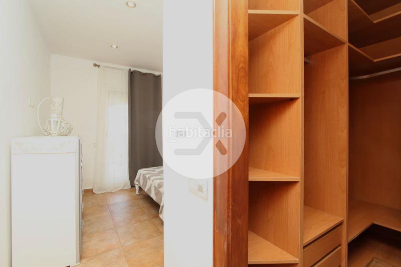 Foto 8a4460af-4d0b-473d-893c-cf69d15e8d95. Casa con camino riscaldamento parcheggio piscina in Viladecans