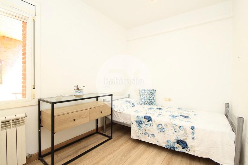 Foto e3317146-e33c-487a-a401-8de257ad26d4. Casa con camino riscaldamento parcheggio piscina in Viladecans