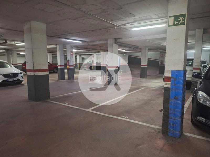 Foto fa2fb010-f7cd-4c15-915a-0bc8d9793254. Alquiler parking coche plaza de parking en alquiler en canyars en Castelldefels