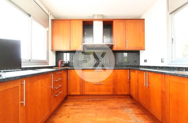 Foto 2c10fe04-82be-41f1-a07f-153513dcd233. Casa en Montmar Castelldefels