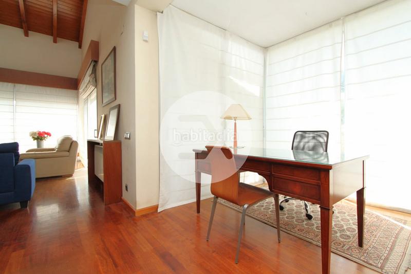 Foto f0e399ae-efbc-41c9-bce0-8e8d97ff77ce. Casa en Montmar Castelldefels