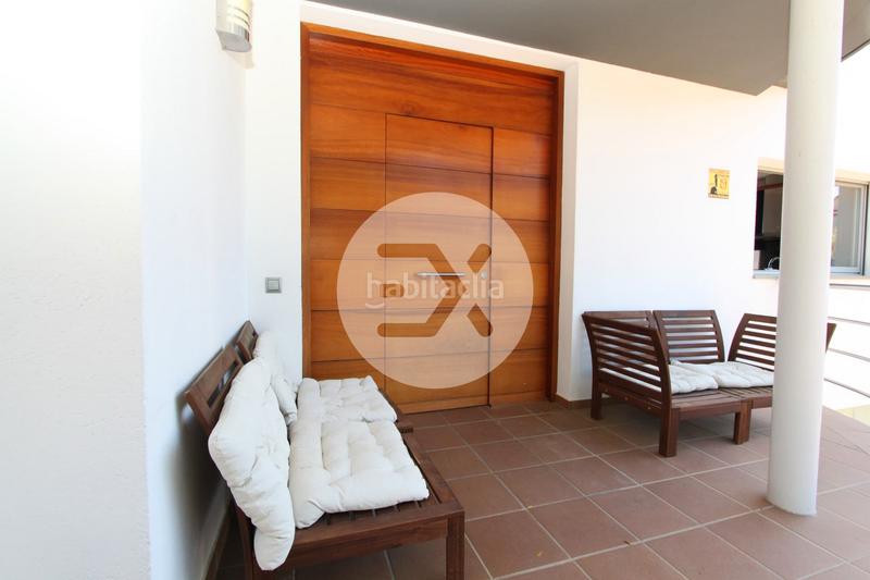 Foto 595617ad-a6e1-4cb0-a7d8-53ff874d1fed. House with parking in Montmar Castelldefels