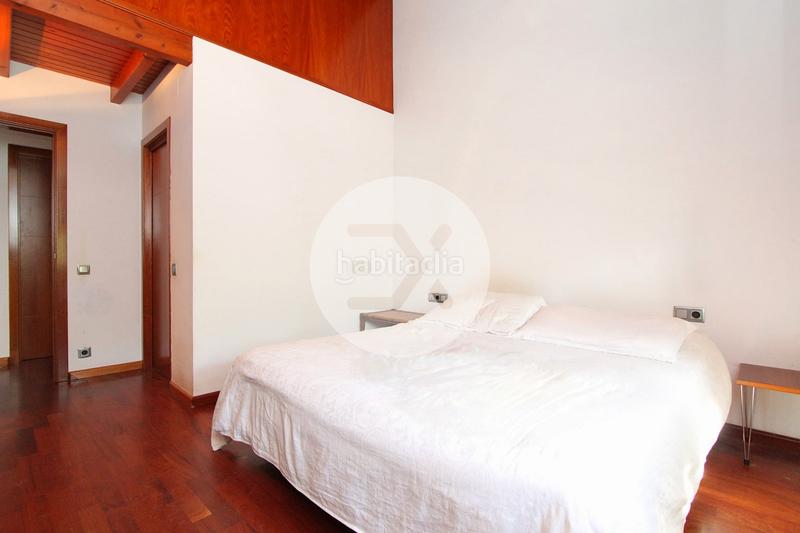 Foto 76c89057-12f7-4529-9a87-7192915c5dfa. House with parking in Montmar Castelldefels