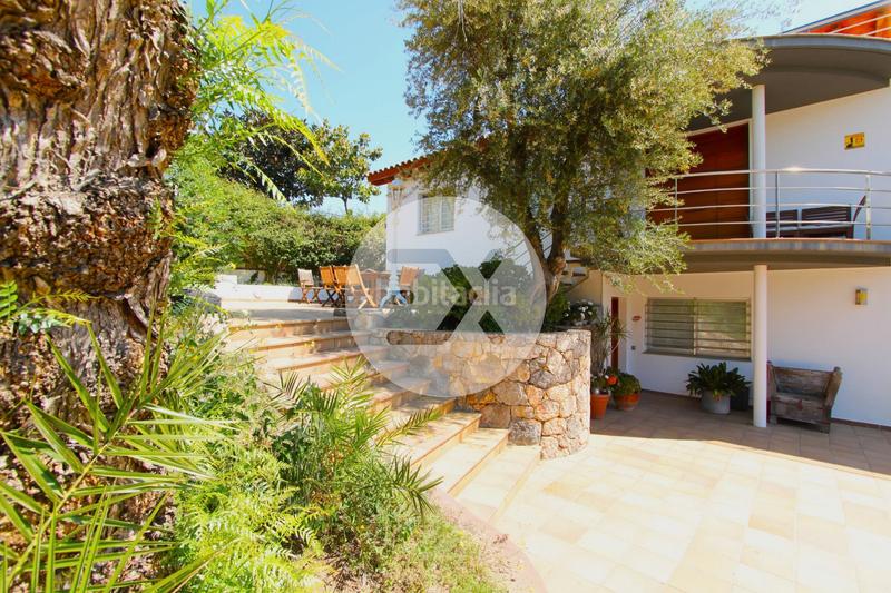 Foto 91cbffef-792a-4819-beb9-ea9de50cf866. House with parking in Montmar Castelldefels