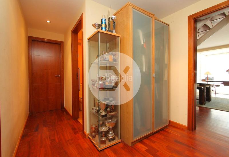 Foto 93d2f696-d147-465f-bf62-16d1b5d0a2d7. House with parking in Montmar Castelldefels