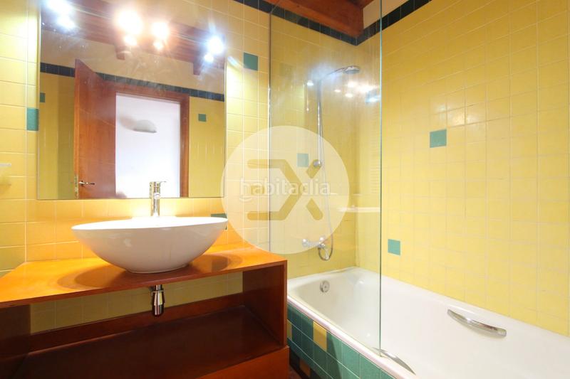 Foto 897ac558-5029-4773-9190-bc6c7b809c1e. Maison avec parking dans Montmar Castelldefels