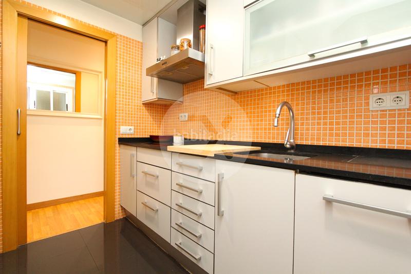 Foto ffa09de6-aab1-49fb-8db0-728589dfebf5. Appartement avec chauffage dans Centre Castelldefels