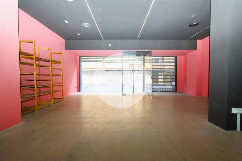 Foto 7d4b1ec9-4f5f-4e39-bfb5-75c8fc96bd49. Local comercial a Centre Castelldefels