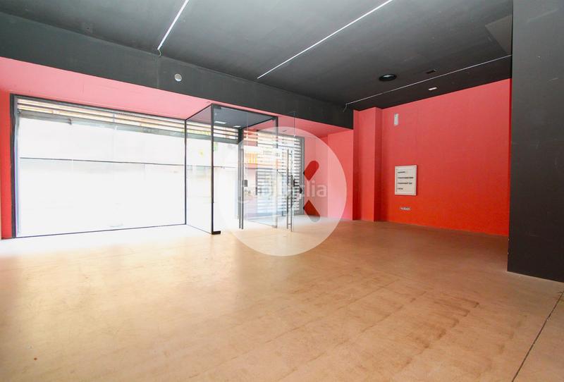Foto dda78bb1-b1e8-48d3-9c0e-e059c38a6ff1. Locale commerciale in Centre Castelldefels