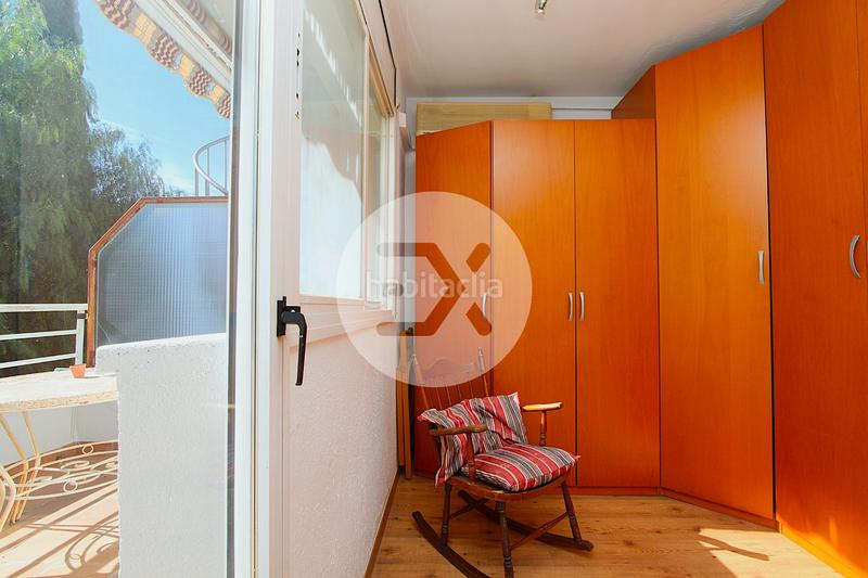 Foto a4607a70-0361-43ff-8f70-feb69152815d. Maison jumelée avec cheminée chauffage parking dans Castelldefels