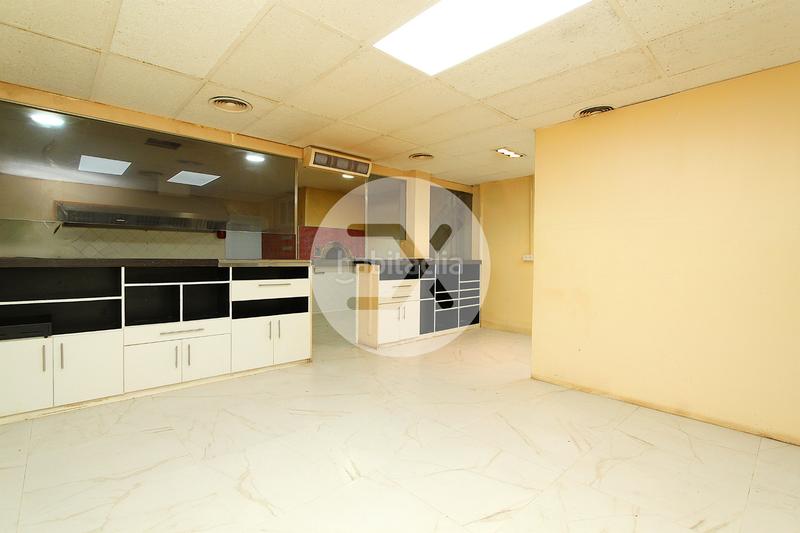 Foto 096c0d58-42d8-4d2b-b9af-ba22ec71a723. Alquiler local comercial en Centre Castelldefels