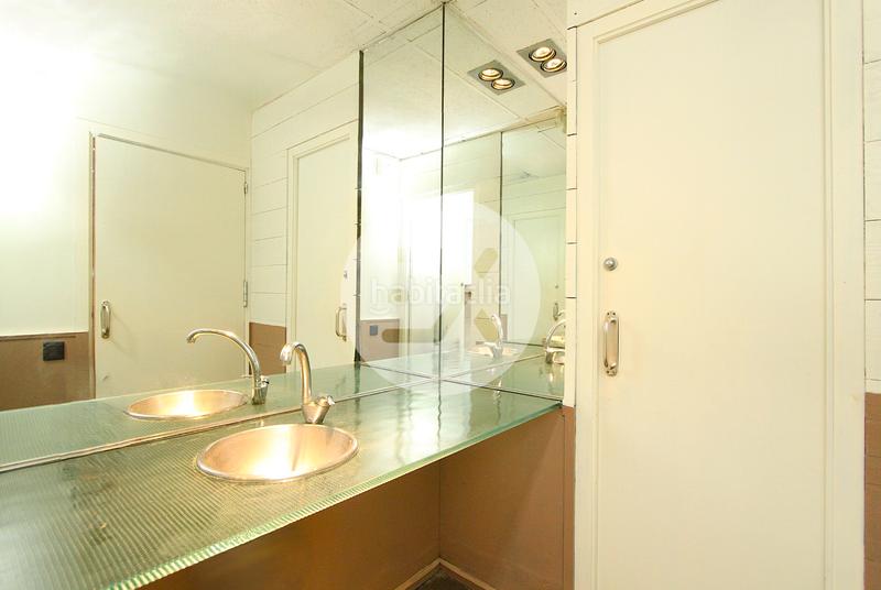 Foto 6eebd206-8293-4129-acfb-852bf57d1070. Alquiler local comercial en Centre Castelldefels