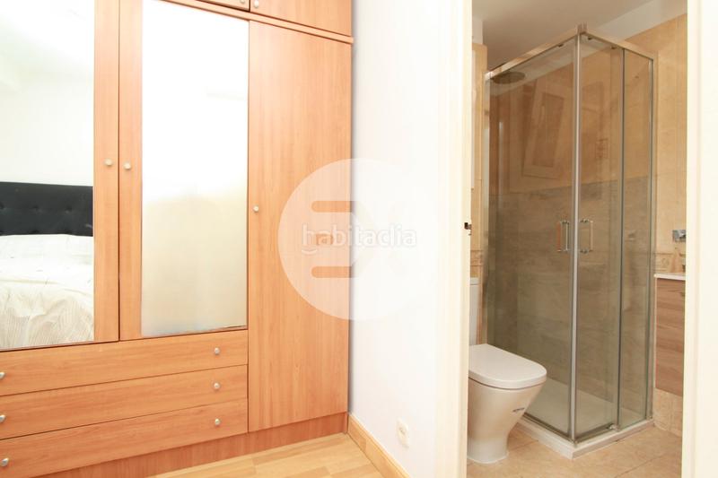 Foto d5d65dae-8abb-4ecf-a429-afe99121b7f0. Piso  en venta en centro en Centre Castelldefels