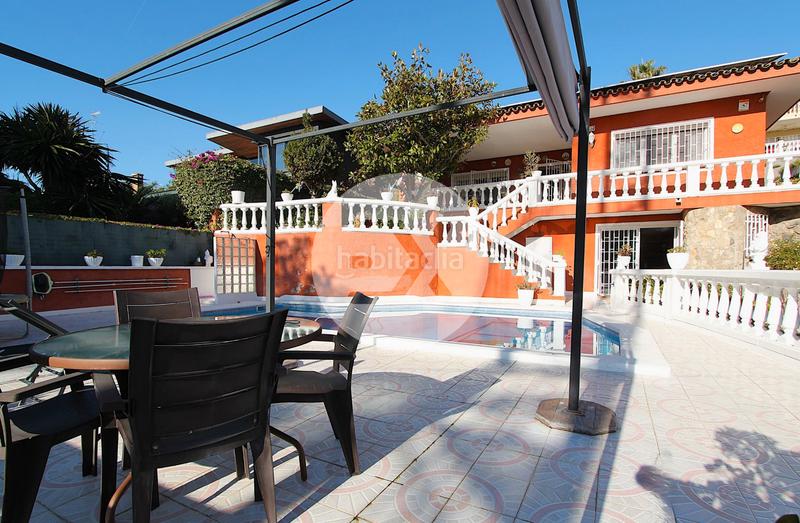 Foto 329ef7d0-7d84-4be3-b705-5e24fb8d6f0c. Casa con camino riscaldamento parcheggio piscina in Castelldefels