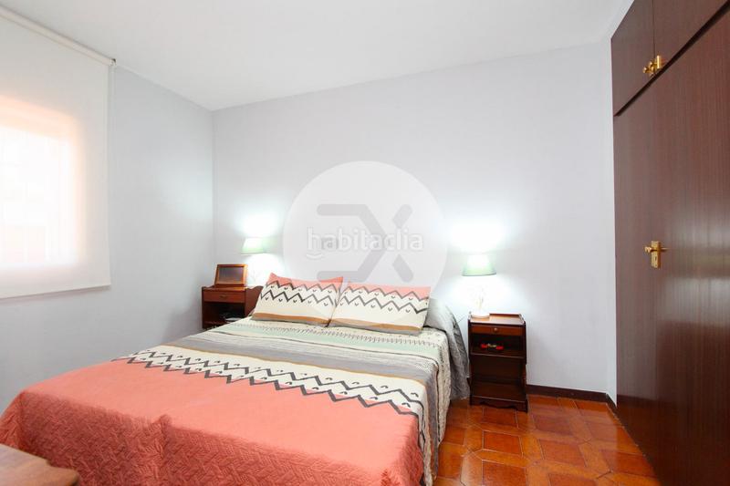 Foto acdfa1ce-2fa5-453f-a0af-ec39c98b2631. Casa con camino riscaldamento parcheggio piscina in Castelldefels