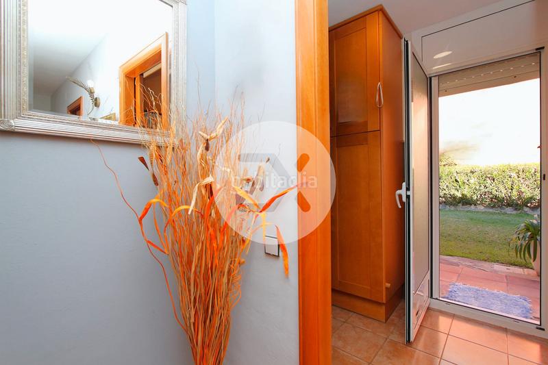 Foto 89d254dc-7403-4a02-bd0b-fd90ebe6a72d. Haus mit kamin heizung parking pool in Montmar Castelldefels