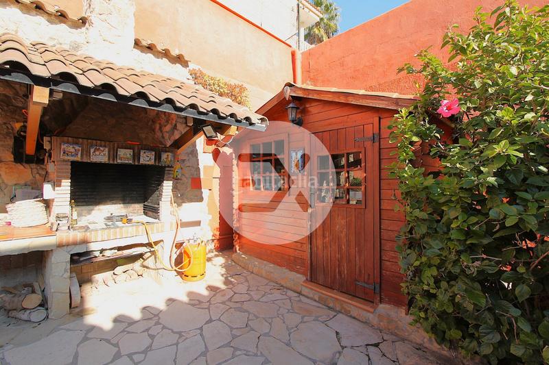 Foto 8a2742a0-a48b-41e9-89ea-aa3149ff17b7. Haus mit kamin heizung parking pool in Montmar Castelldefels