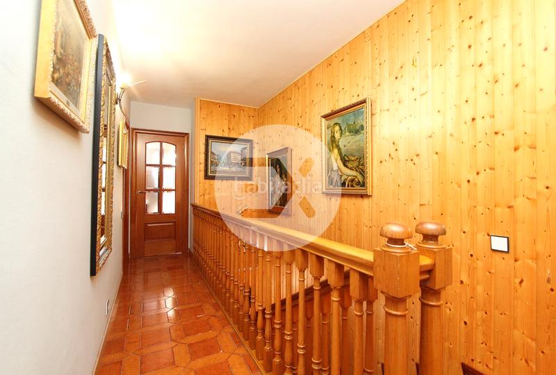 Foto d8a10de4-5bde-443b-890b-2b5bc283e055. Haus mit kamin heizung parking pool in Montmar Castelldefels