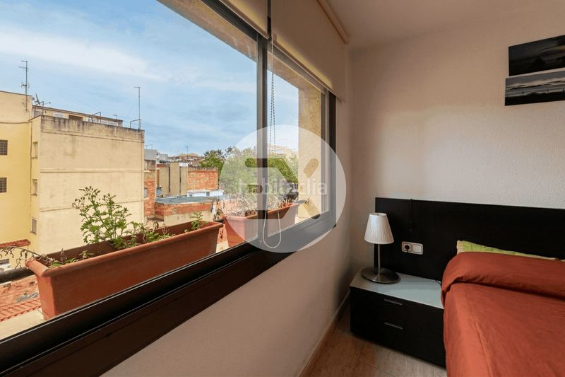 Foto 5b4d19fe-2e30-4f80-91c1-5bdb481e8c85. Piso en Centre Castelldefels