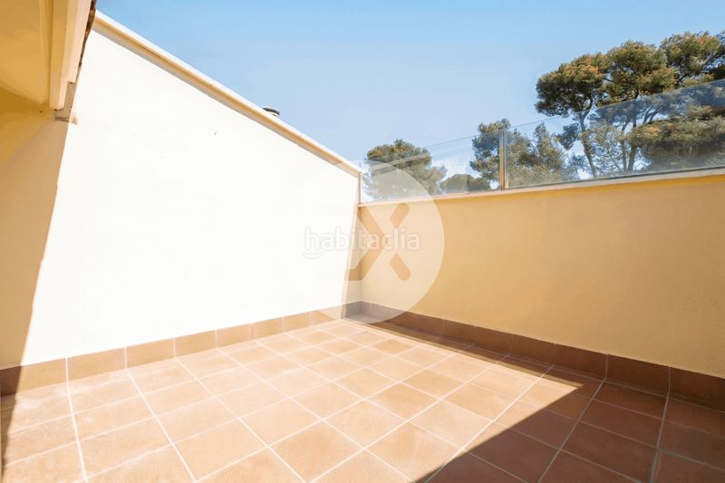 Foto 0144bd43-9d86-4f2e-abe6-a488619649d7. Dúplex en Centre Sant Boi de Llobregat