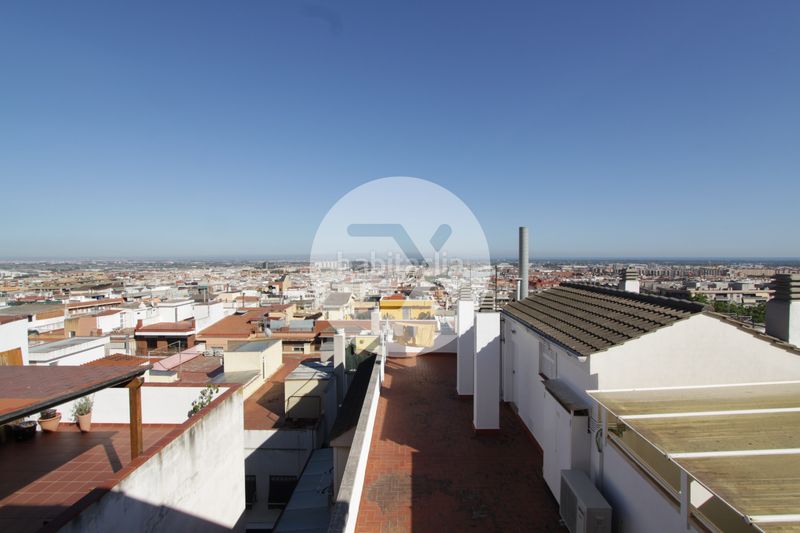 Foto babfe020-f196-40f4-8e0e-f695738b68f4. Pis amb calefacció aparcament a La Roureda Viladecans