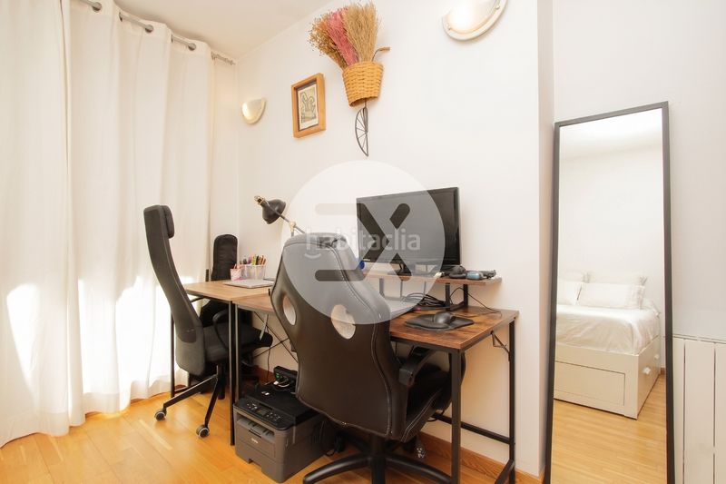 Foto 0569fdf3-7666-4dc9-a4e0-f28856044764. Flat with heating parking in Centre Castelldefels