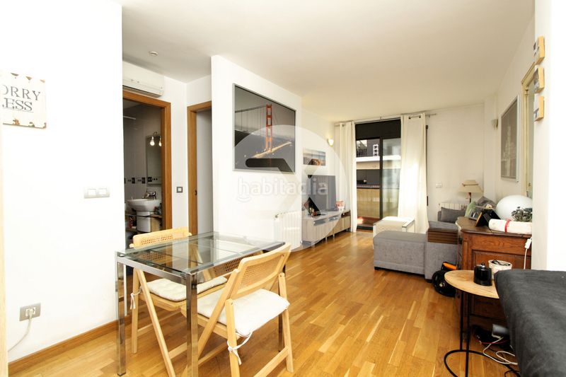Foto a4556b94-3257-4179-89fb-33937ef9e832. Flat with heating parking in Centre Castelldefels
