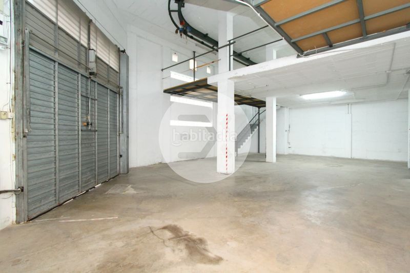 Foto 2c1f13b5-f680-4591-a909-57a337d143d3. Local comercial a La Roureda Viladecans
