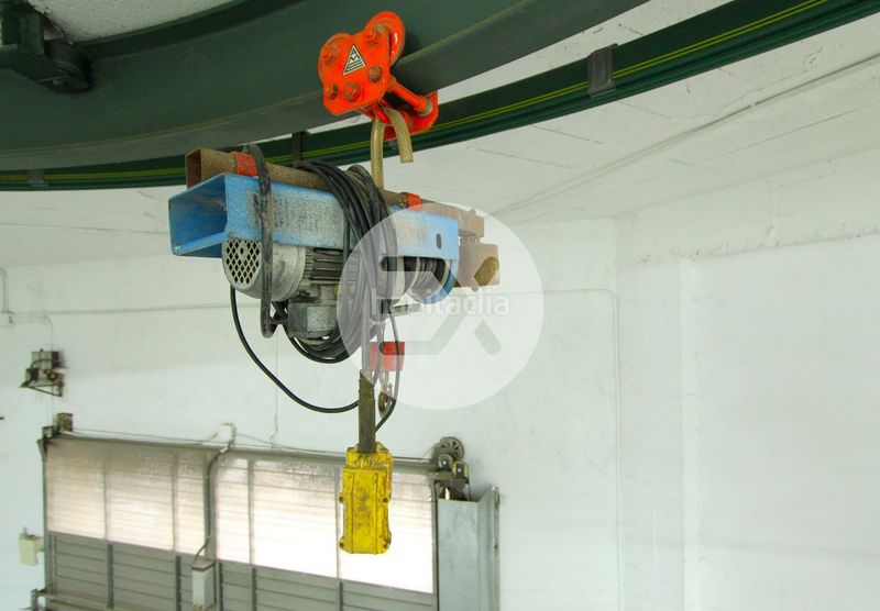 Foto d7389e6f-9367-4fa3-81b7-8d1f0f61bb67. Local comercial a La Roureda Viladecans