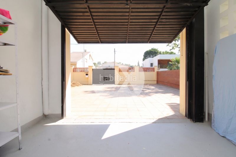 Foto bb2a1ff6-7d44-4da8-acc2-de84da5a83aa. Casa amb aparcament a Montmar Castelldefels