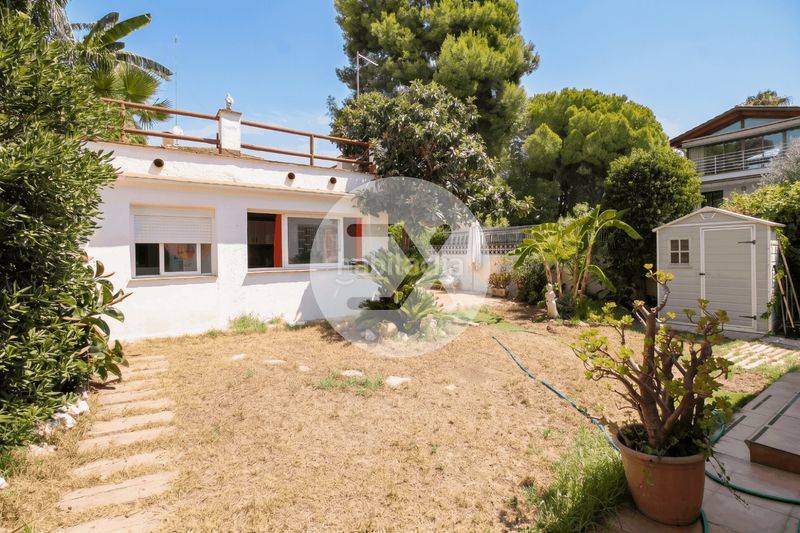 Foto 044c7733-50d0-4b3c-a895-36a18a0fa8ce. Casa a Montmar Castelldefels