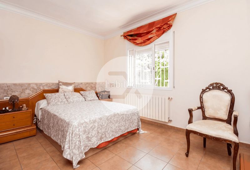 Foto 4ff35afc-cb08-4725-a882-73014590a257. Casa a Montmar Castelldefels