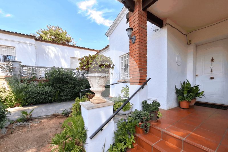 Foto d519e282-747f-48f7-9df1-5dc3d04148eb. Casa a Montmar Castelldefels