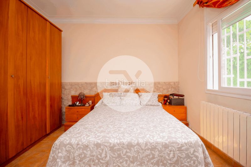 Foto ef65c7aa-08af-4c97-ba6b-5433f5d25c5c. Casa a Montmar Castelldefels