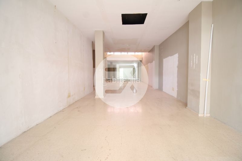 Foto 558fc284-de9a-421e-8678-61ac56014243. Local comercial a Castell-Poble Vell Castelldefels