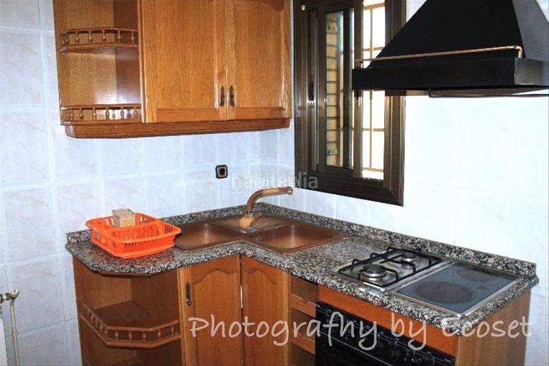 Foto 830ba98a-f823-4a67-8cea-fc91b7e3de57. Local comercial en carrer major 312 negocio y vivienda juntos en Vallirana