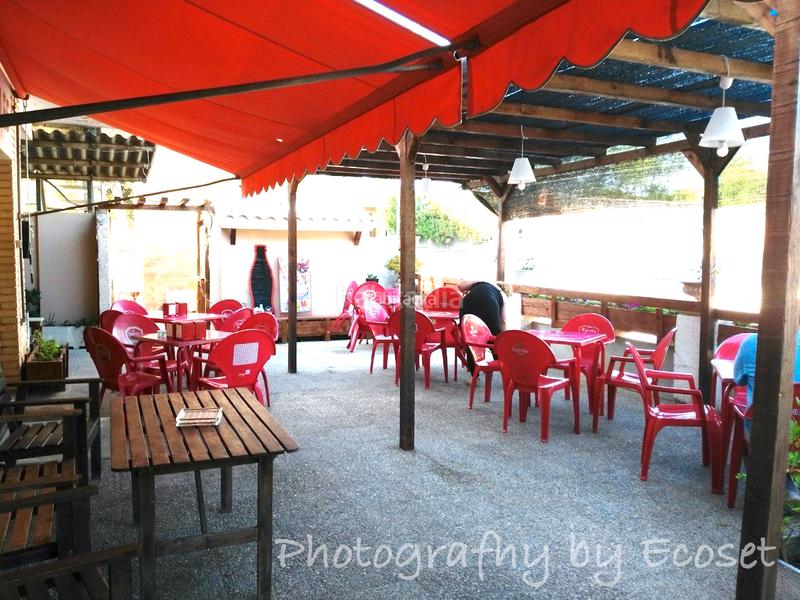 Foto d1954a4d-8166-4654-a6c7-6228f268a55b. Local comercial en carrer major 312 negocio y vivienda juntos en Vallirana
