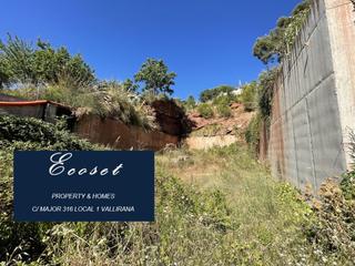 Residential Plot in Vallirana. Rebaje y muros oportunidad