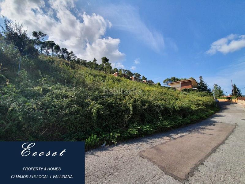 Foto 68cbdd21-fd8a-4b6c-b771-ea7911c24a28. Terreno residenziale in carrer font dels peixos 23 in Cervelló