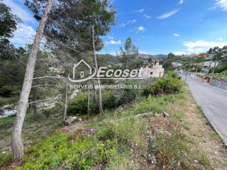 Terreno residenziale in Vallirana. A 5 minutos conexion variante