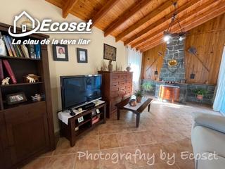 Chalet à Carrer major 316. Cerca del pueblo con ascensor