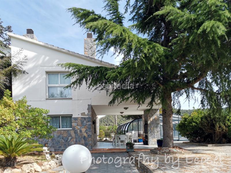 Foto 08dc4915-7da0-4586-8722-a07bafbd3bb1. Chalet en carrer major 316 espectacular casa con piscina en Vallirana